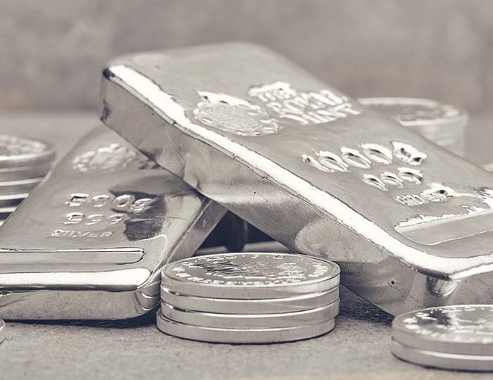 Silver in Retreat: Shanghai Vaults Hit 8-Month Low as Chinese Buyers Accelerate Physical Accumulation